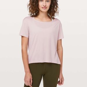 Lululemon fall in place tee Sz 6 WORN ONCE